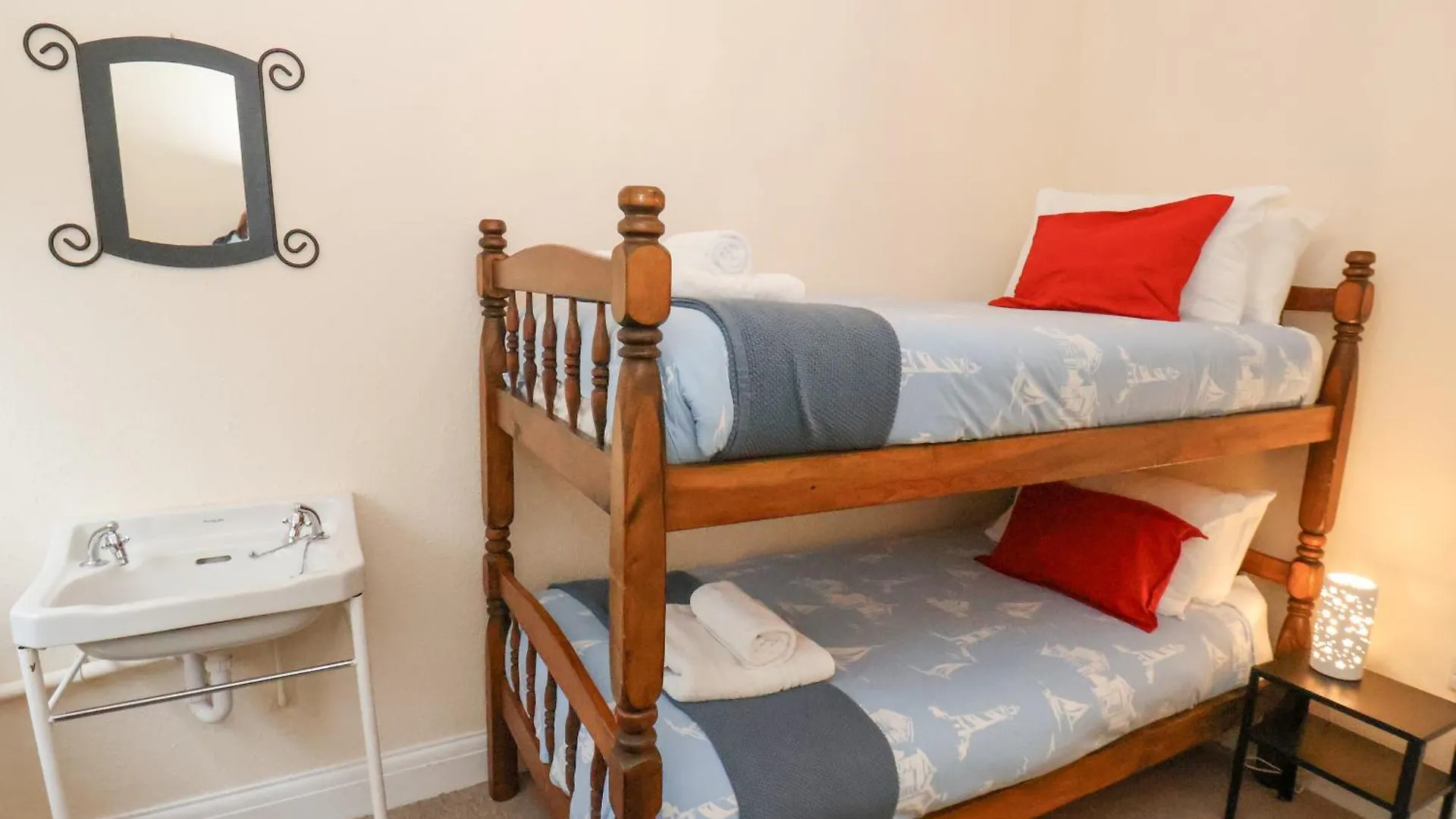94A West Avenue Apartment Filey 0*,